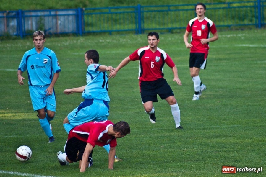 Zdjęcie w galerii na portalu naszraciborz.pl: Pierwsze punkty Unii Racibórz wiadomości z regionu