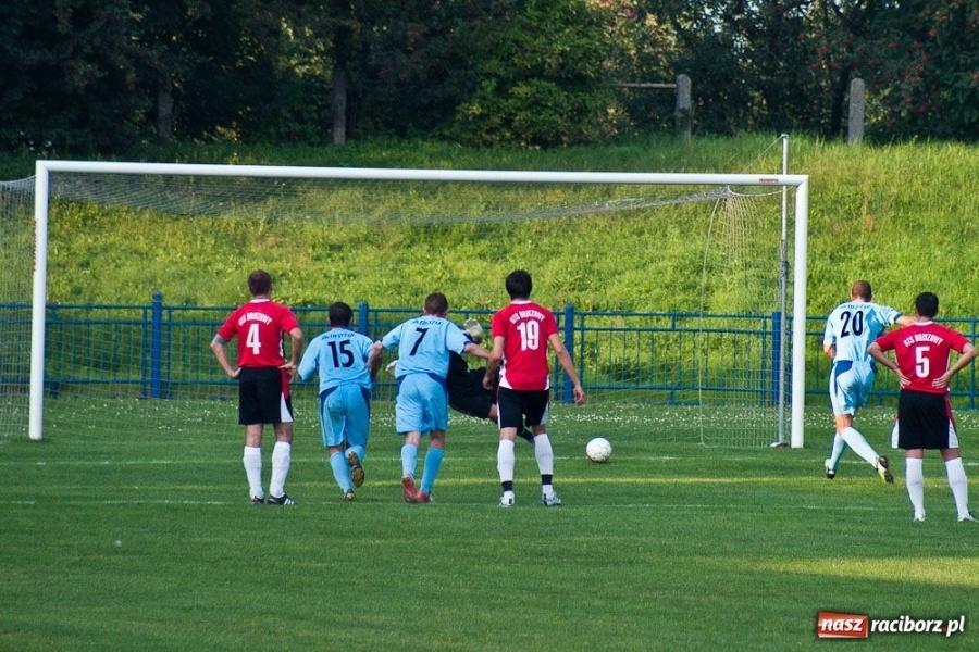 Zdjęcie w galerii na portalu naszraciborz.pl: Pierwsze punkty Unii Racibórz wiadomości z regionu