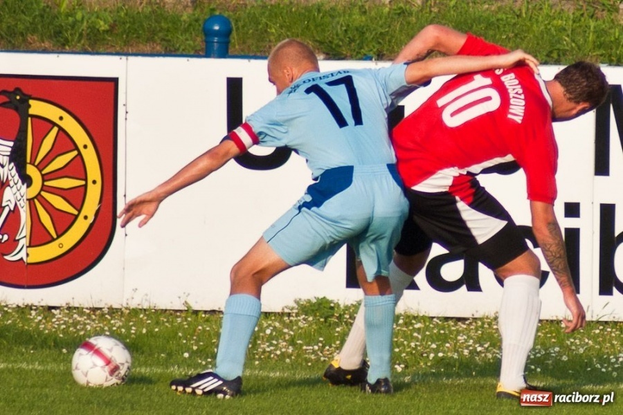 Zdjęcie w galerii na portalu naszraciborz.pl: Pierwsze punkty Unii Racibórz wiadomości z regionu