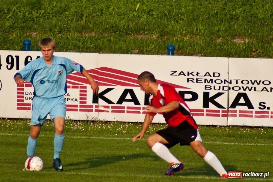 Zdjęcie w galerii na portalu naszraciborz.pl: Pierwsze punkty Unii Racibórz wiadomości z regionu