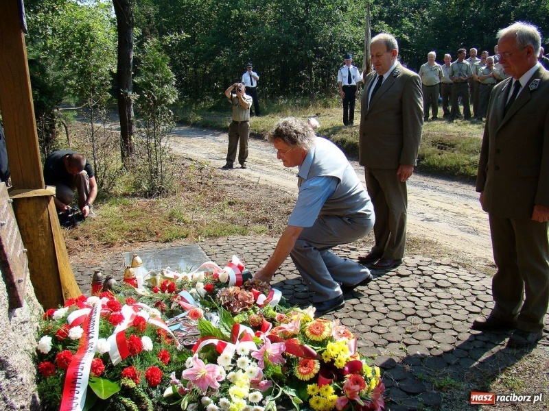 Zdjęcie w galerii na portalu naszraciborz.pl: Wtedy było jeszcze cieplej, niż dziś wiadomości z regionu