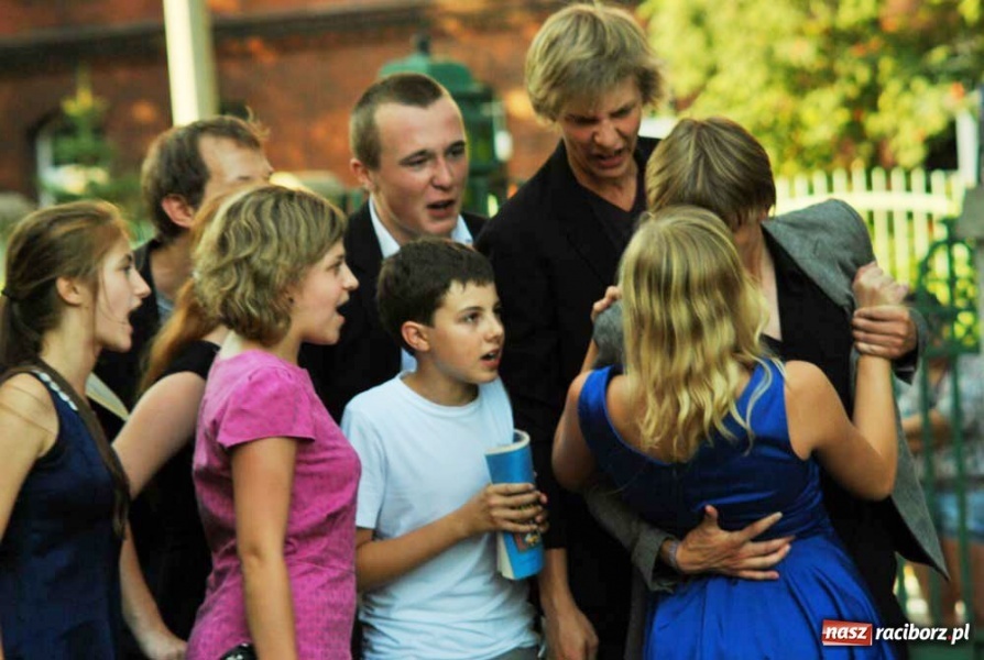 Zdjęcie w galerii na portalu naszraciborz.pl: Kto usta twe całował w Książnicy wiadomości z regionu