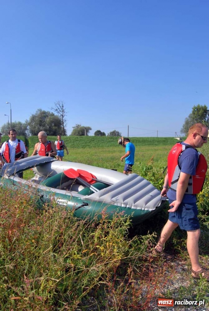 Zdjęcie w galerii na portalu naszraciborz.pl: Miting wodniacki w Chałupkach wiadomości z regionu