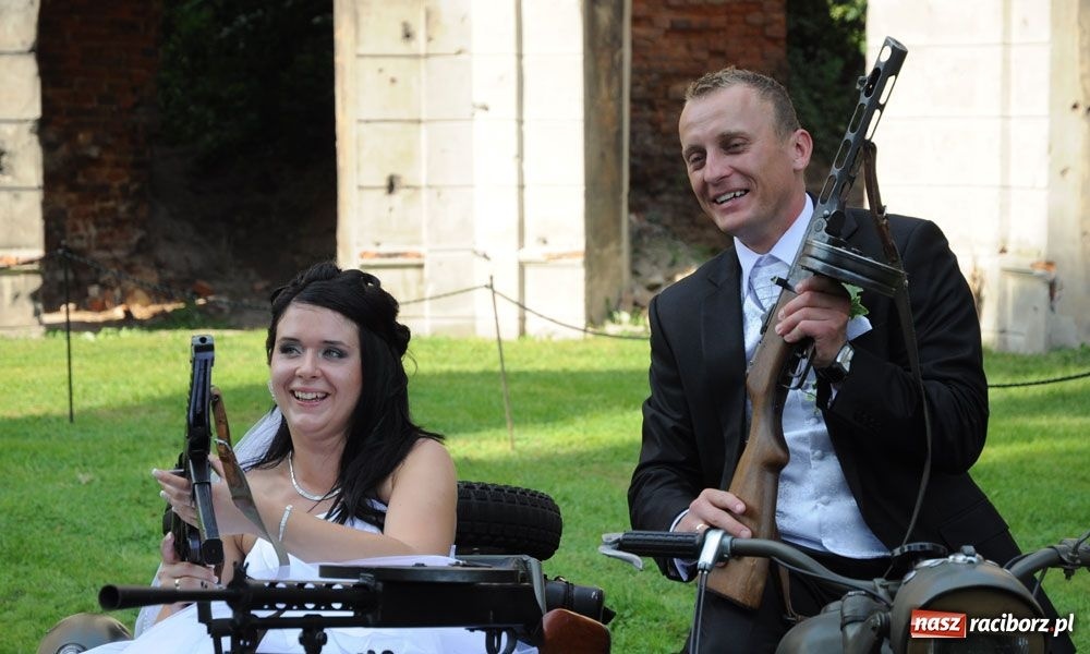 Zdjęcie w galerii na portalu naszraciborz.pl: Piknik militarny w Tworkowie wiadomości z regionu