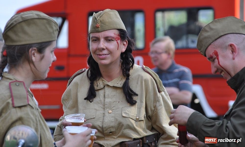 Zdjęcie w galerii na portalu naszraciborz.pl: Piknik militarny w Tworkowie wiadomości z regionu