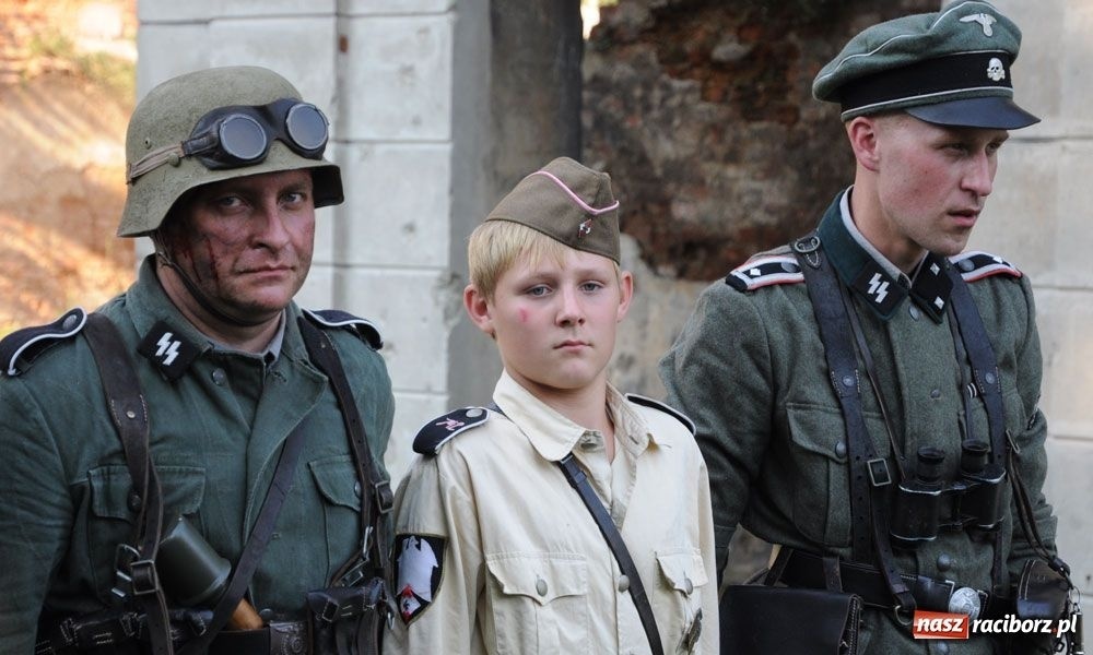 Zdjęcie w galerii na portalu naszraciborz.pl: Piknik militarny w Tworkowie wiadomości z regionu