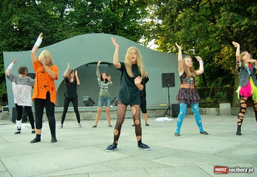 Zdjęcie w galerii na portalu naszraciborz.pl: Finał letnich koncertów w parku Roth wiadomości z regionu