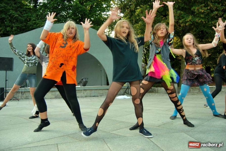 Zdjęcie w galerii na portalu naszraciborz.pl: Finał letnich koncertów w parku Roth wiadomości z regionu