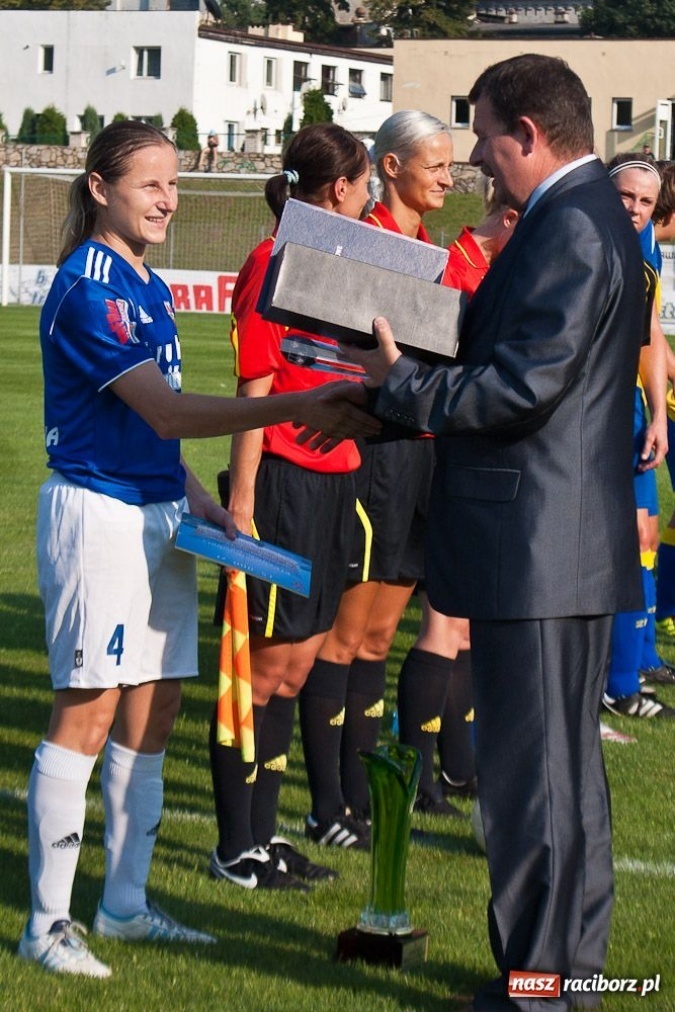 Zdjęcie w galerii na portalu naszraciborz.pl: Siedem goli w upalnej inauguracji wiadomości z regionu