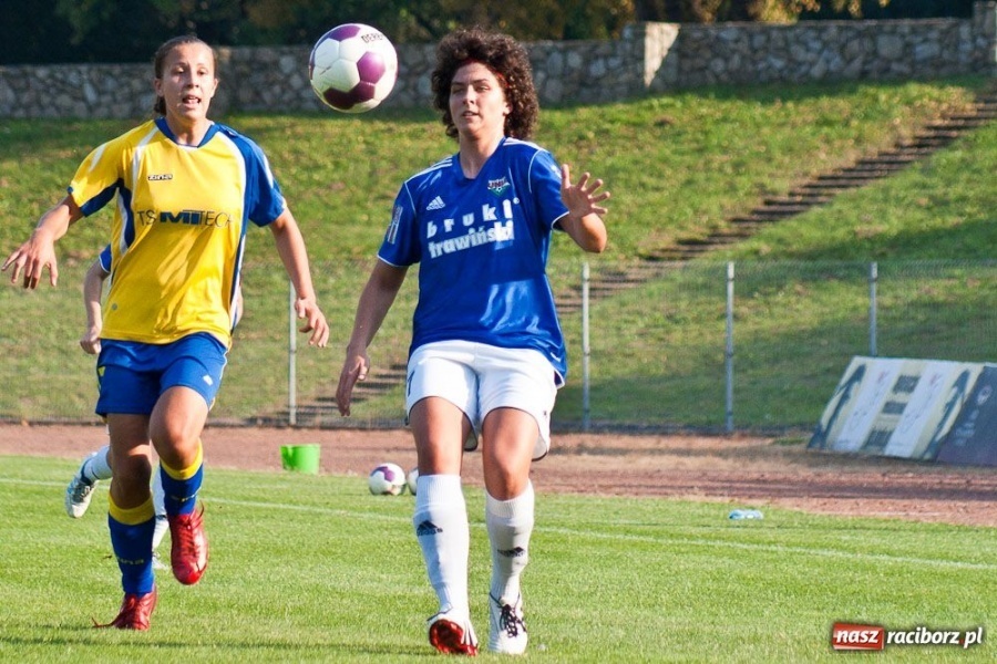 Zdjęcie w galerii na portalu naszraciborz.pl: Siedem goli w upalnej inauguracji wiadomości z regionu