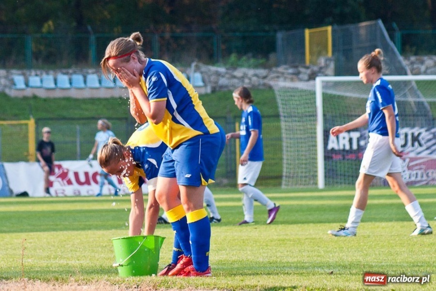 Zdjęcie w galerii na portalu naszraciborz.pl: Siedem goli w upalnej inauguracji wiadomości z regionu