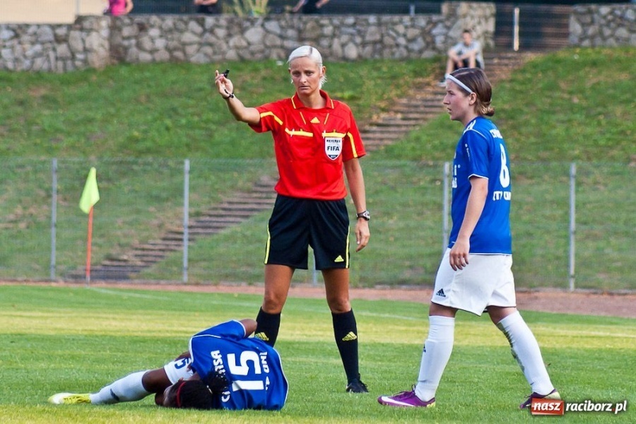 Zdjęcie w galerii na portalu naszraciborz.pl: Siedem goli w upalnej inauguracji wiadomości z regionu