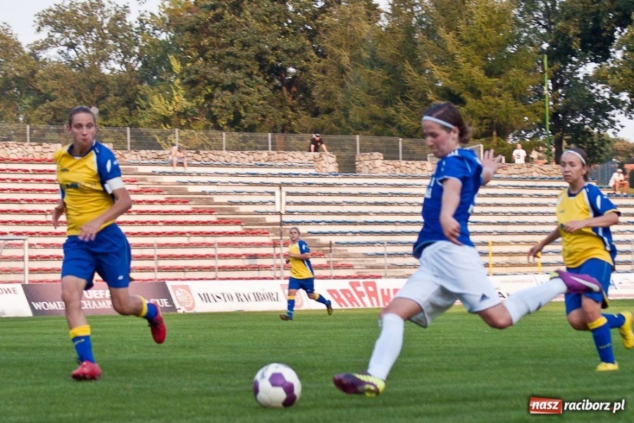Zdjęcie w galerii na portalu naszraciborz.pl: Siedem goli w upalnej inauguracji wiadomości z regionu