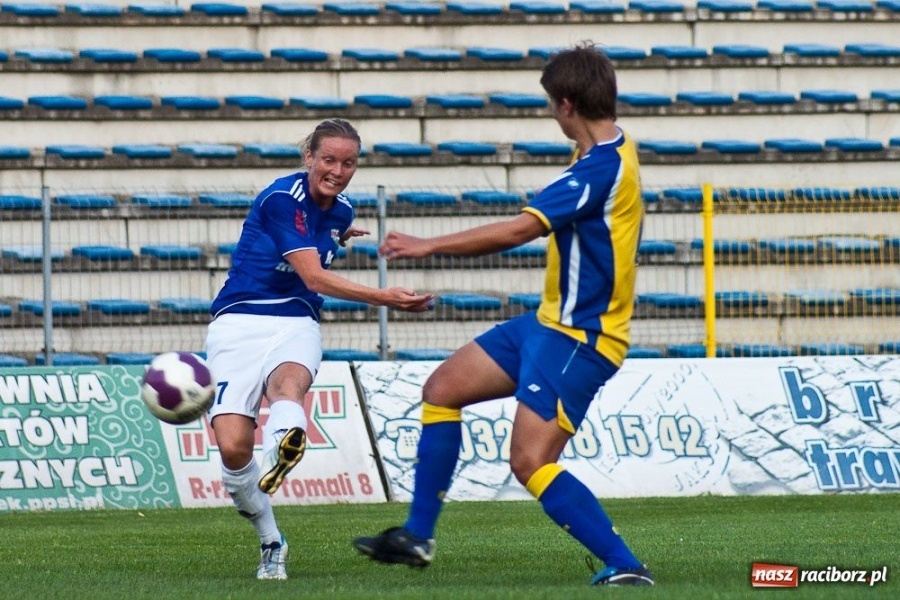 Zdjęcie w galerii na portalu naszraciborz.pl: Siedem goli w upalnej inauguracji wiadomości z regionu