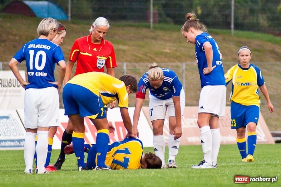 Zdjęcie w galerii na portalu naszraciborz.pl: Siedem goli w upalnej inauguracji wiadomości z regionu
