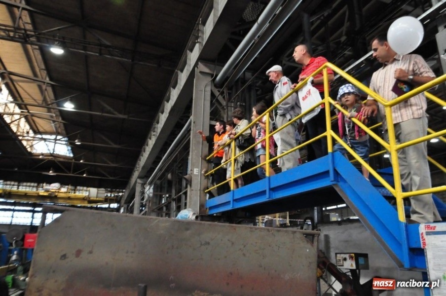 Zdjęcie w galerii na portalu naszraciborz.pl: W Rafako tłumy na dniu otwartym wiadomości z regionu