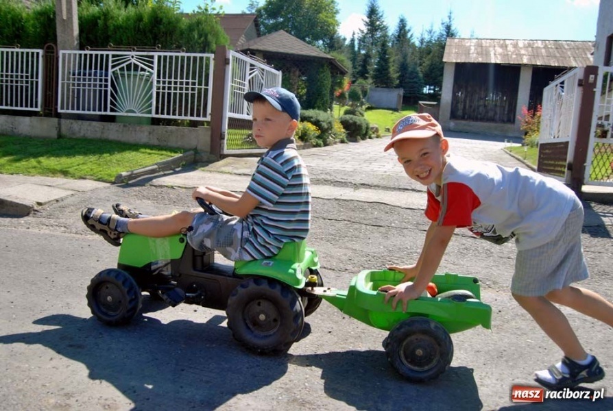 Zdjęcie w galerii na portalu naszraciborz.pl: Wielu mieszkańców żyje tu z rolnictwa wiadomości z regionu