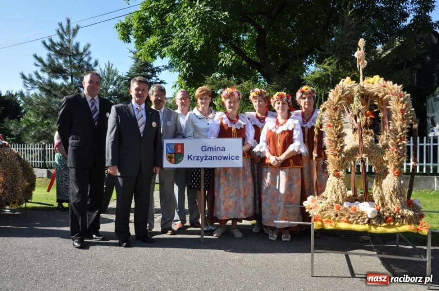 Zdjęcie w galerii na portalu naszraciborz.pl: Zawada Ks. - Powiatowe Dożynki 2011 wiadomości z regionu