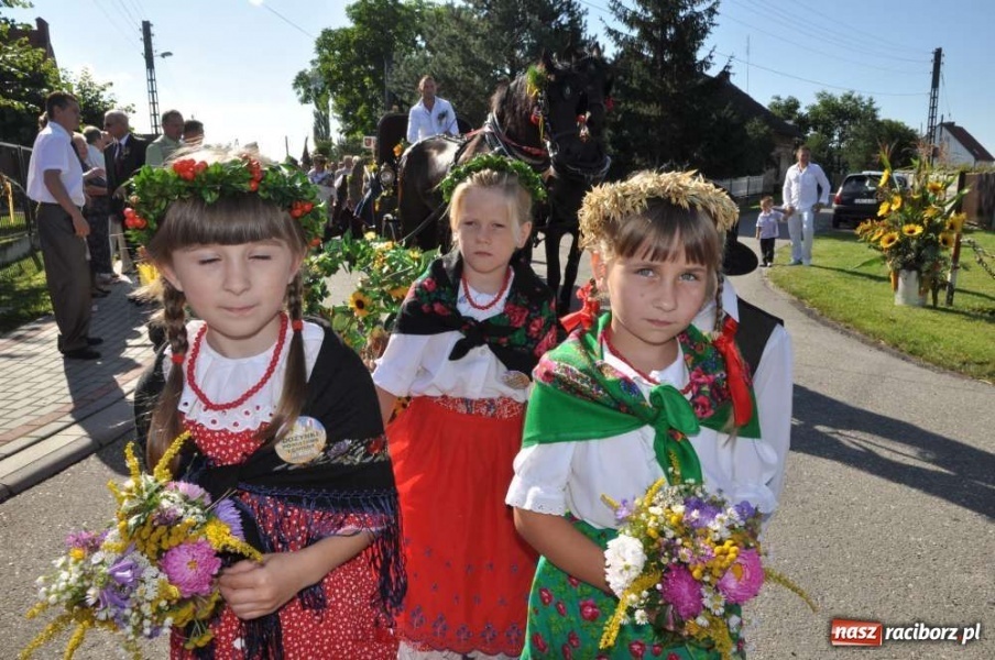 Zdjęcie w galerii na portalu naszraciborz.pl: Zawada Ks. - Powiatowe Dożynki 2011 wiadomości z regionu