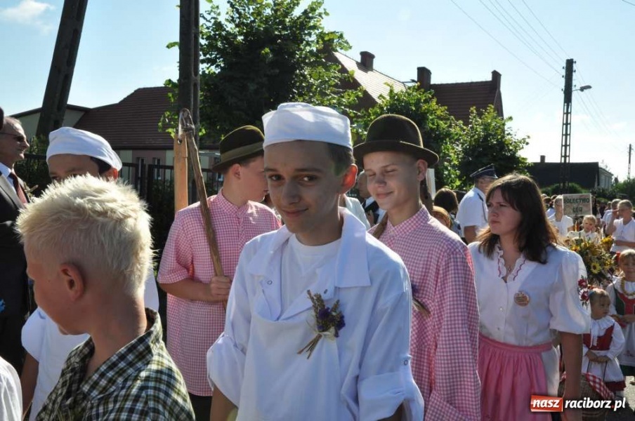 Zdjęcie w galerii na portalu naszraciborz.pl: Zawada Ks. - Powiatowe Dożynki 2011 wiadomości z regionu