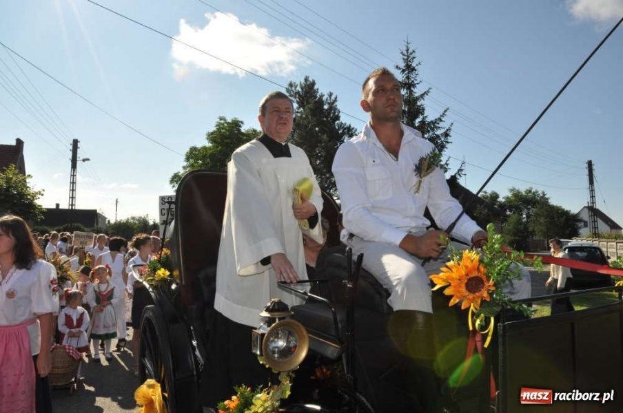 Zdjęcie w galerii na portalu naszraciborz.pl: Zawada Ks. - Powiatowe Dożynki 2011 wiadomości z regionu