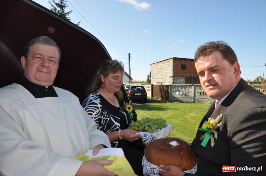 Zdjęcie w galerii na portalu naszraciborz.pl: Zawada Ks. - Powiatowe Dożynki 2011 wiadomości z regionu