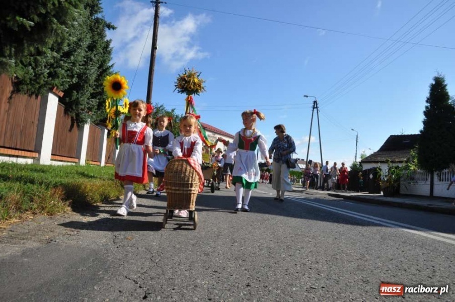 Zdjęcie w galerii na portalu naszraciborz.pl: Zawada Ks. - Powiatowe Dożynki 2011 wiadomości z regionu