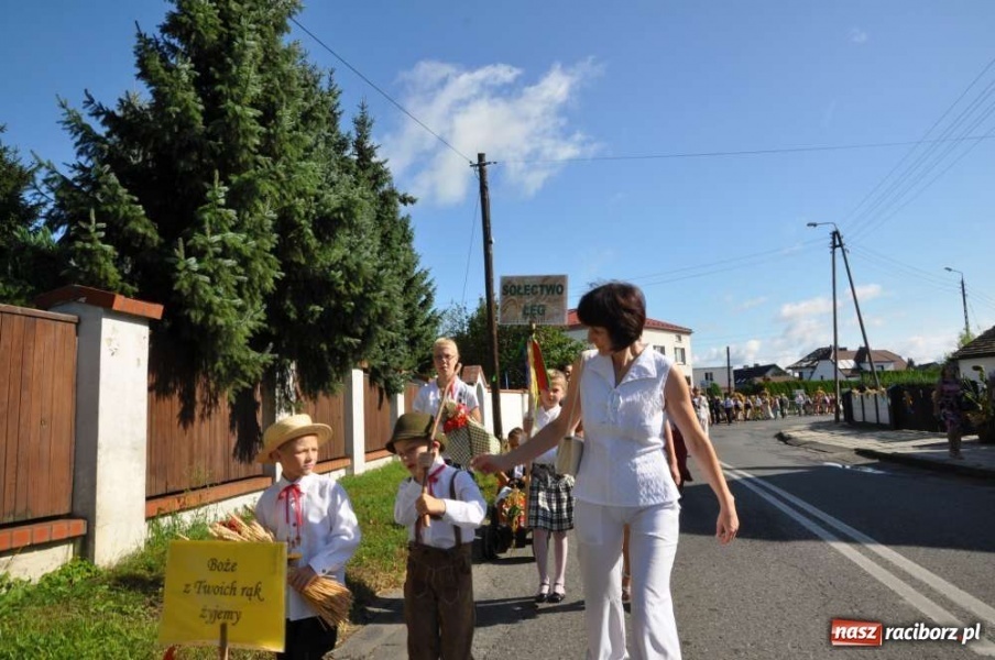 Zdjęcie w galerii na portalu naszraciborz.pl: Zawada Ks. - Powiatowe Dożynki 2011 wiadomości z regionu