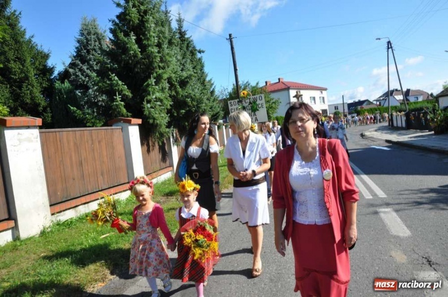 Zdjęcie w galerii na portalu naszraciborz.pl: Zawada Ks. - Powiatowe Dożynki 2011 wiadomości z regionu