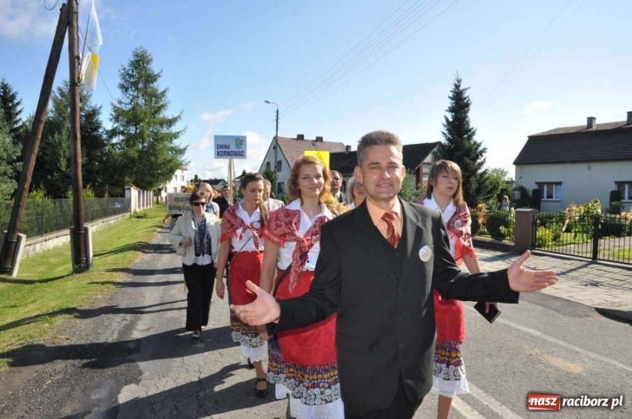 Zdjęcie w galerii na portalu naszraciborz.pl: Zawada Ks. - Powiatowe Dożynki 2011 wiadomości z regionu