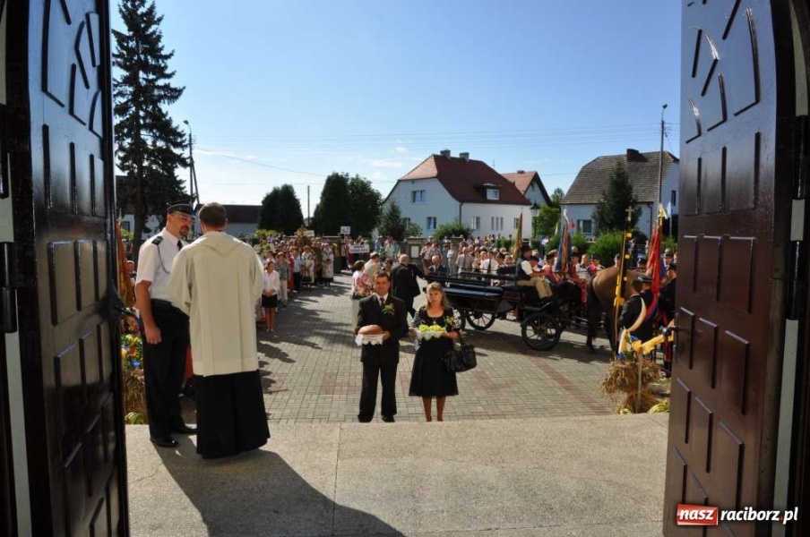 Zdjęcie w galerii na portalu naszraciborz.pl: Zawada Ks. - Powiatowe Dożynki 2011 wiadomości z regionu