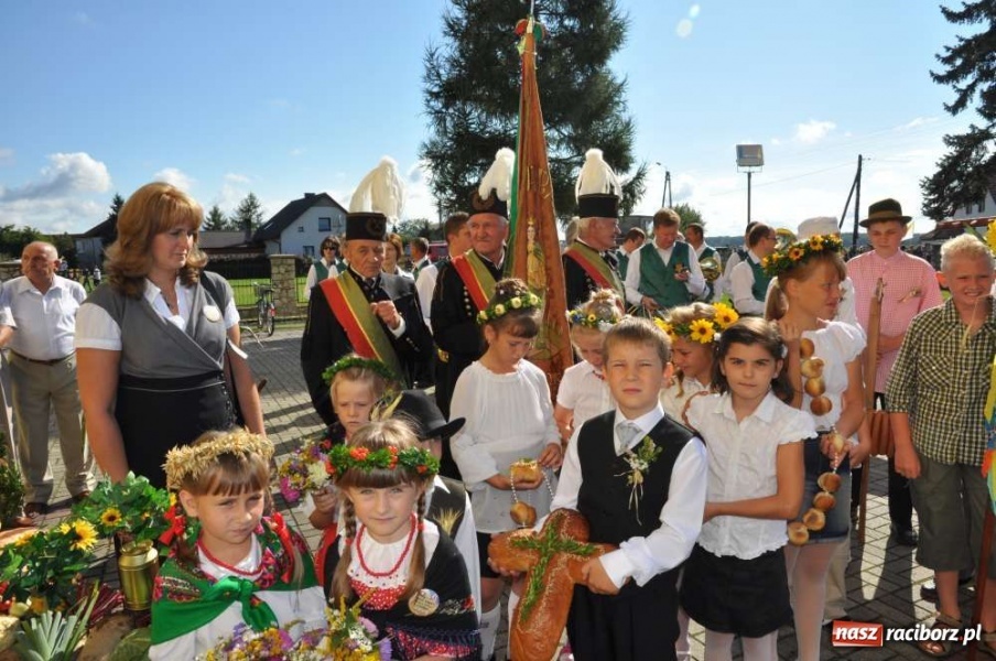 Zdjęcie w galerii na portalu naszraciborz.pl: Zawada Ks. - Powiatowe Dożynki 2011 wiadomości z regionu