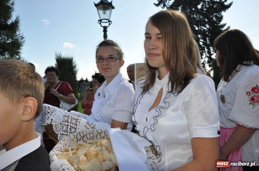 Zdjęcie w galerii na portalu naszraciborz.pl: Zawada Ks. - Powiatowe Dożynki 2011 wiadomości z regionu