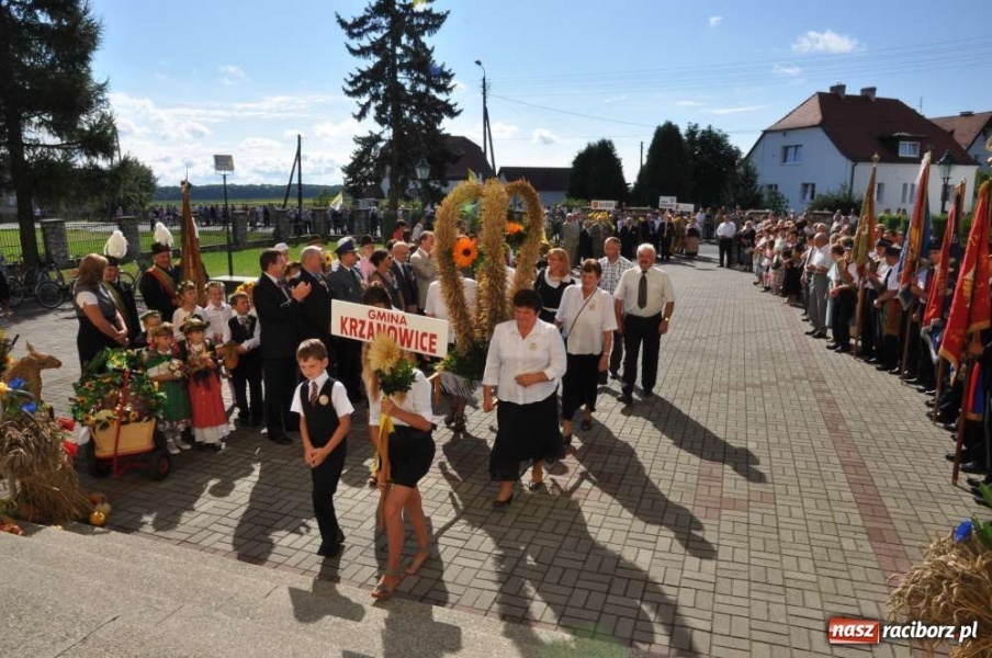 Zdjęcie w galerii na portalu naszraciborz.pl: Zawada Ks. - Powiatowe Dożynki 2011 wiadomości z regionu