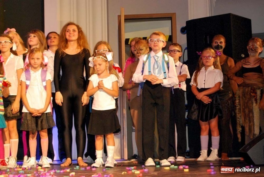 Zdjęcie w galerii na portalu naszraciborz.pl: RCK - raciborskie Po prostu tańcz wiadomości z regionu