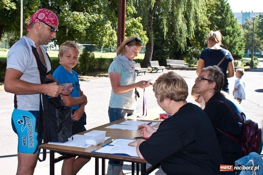 Zdjęcie w galerii na portalu naszraciborz.pl: Rajd Szlakiem Pożaru z 1992 roku wiadomości z regionu