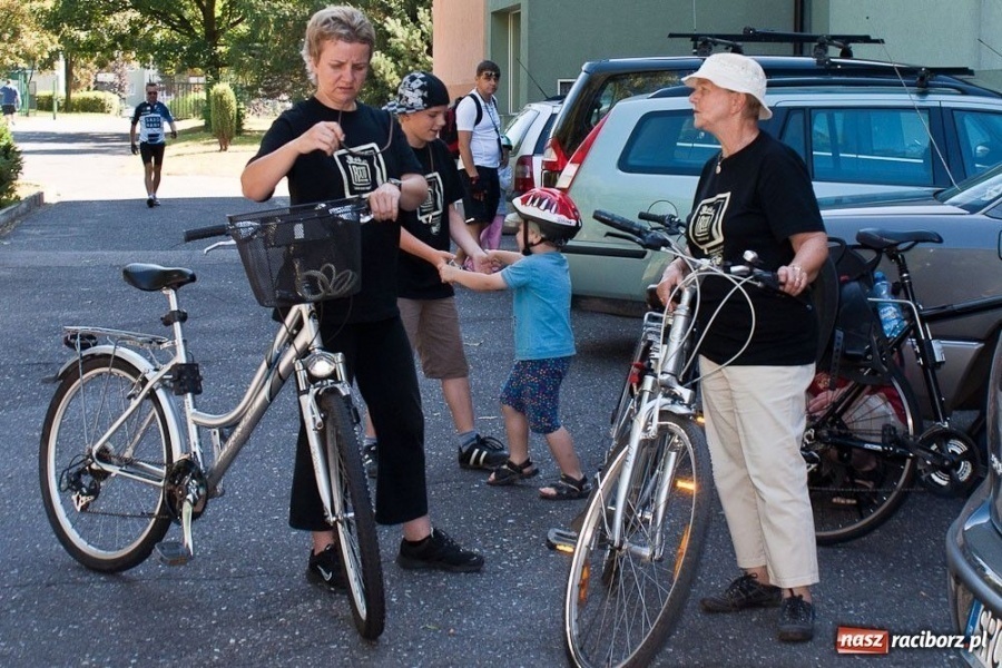 Zdjęcie w galerii na portalu naszraciborz.pl: Rajd Szlakiem Pożaru z 1992 roku wiadomości z regionu