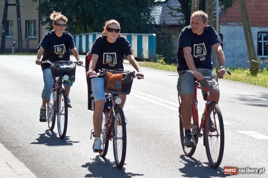 Zdjęcie w galerii na portalu naszraciborz.pl: Rajd Szlakiem Pożaru z 1992 roku wiadomości z regionu