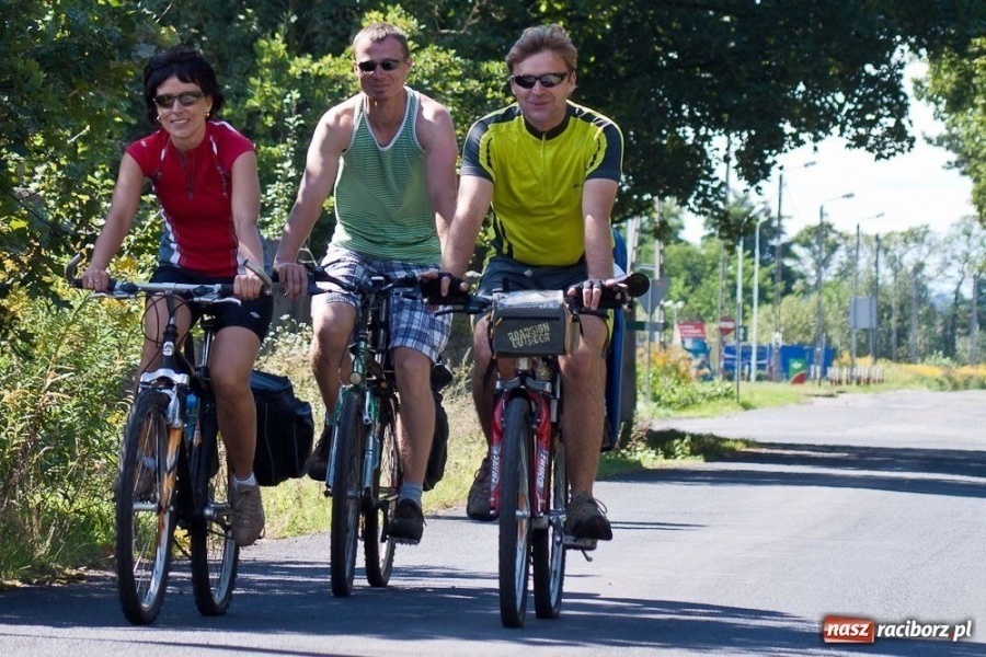 Zdjęcie w galerii na portalu naszraciborz.pl: Rajd Szlakiem Pożaru z 1992 roku wiadomości z regionu
