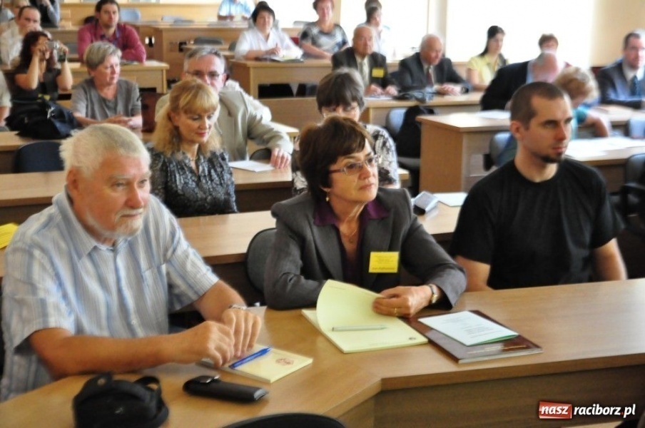 Zdjęcie w galerii na portalu naszraciborz.pl: O konflikcie pokoleń po czesku wiadomości z regionu