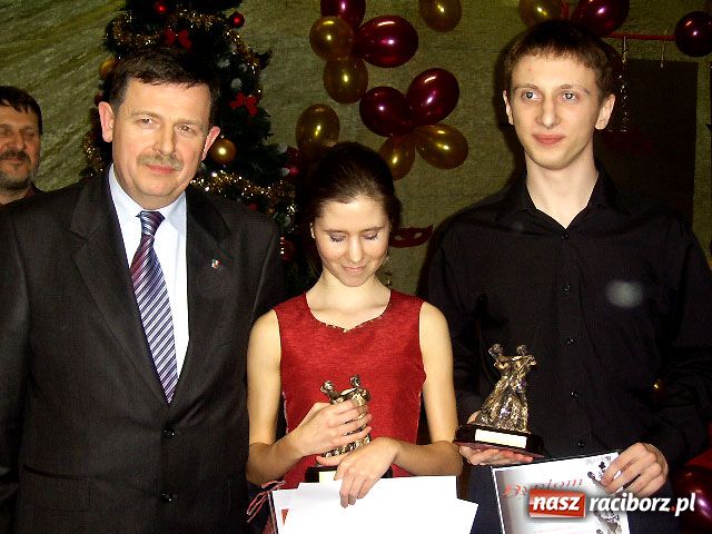 Zdjęcie w galerii na portalu naszraciborz.pl: Prezentacje taneczne w MDK-u wiadomości z regionu