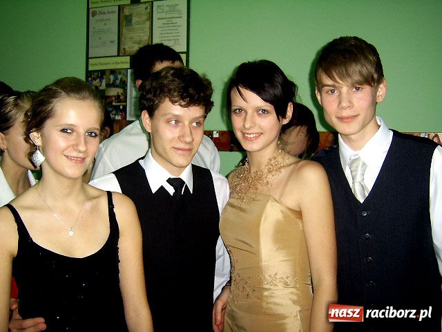 Zdjęcie w galerii na portalu naszraciborz.pl: Prezentacje taneczne w MDK-u wiadomości z regionu