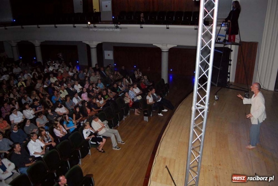 Zdjęcie w galerii na portalu naszraciborz.pl: Apokalipsa na deskach RCK-u wiadomości z regionu