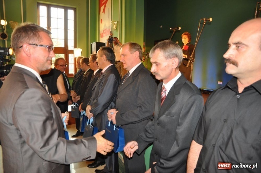 Zdjęcie w galerii na portalu naszraciborz.pl: Dzień Energetyka - oficjalne uroczystości wiadomości z regionu