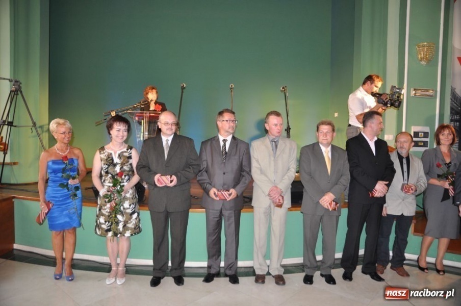 Zdjęcie w galerii na portalu naszraciborz.pl: Dzień Energetyka - oficjalne uroczystości wiadomości z regionu