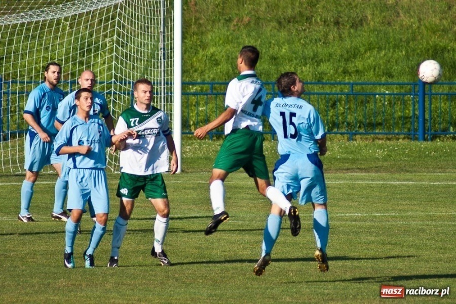 Zdjęcie w galerii na portalu naszraciborz.pl: Unia za słaba na Rekord wiadomości z regionu