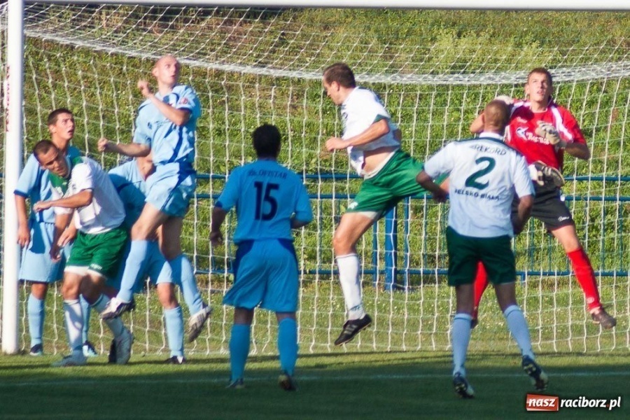 Zdjęcie w galerii na portalu naszraciborz.pl: Unia za słaba na Rekord wiadomości z regionu
