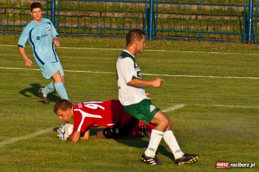 Zdjęcie w galerii na portalu naszraciborz.pl: Unia za słaba na Rekord wiadomości z regionu