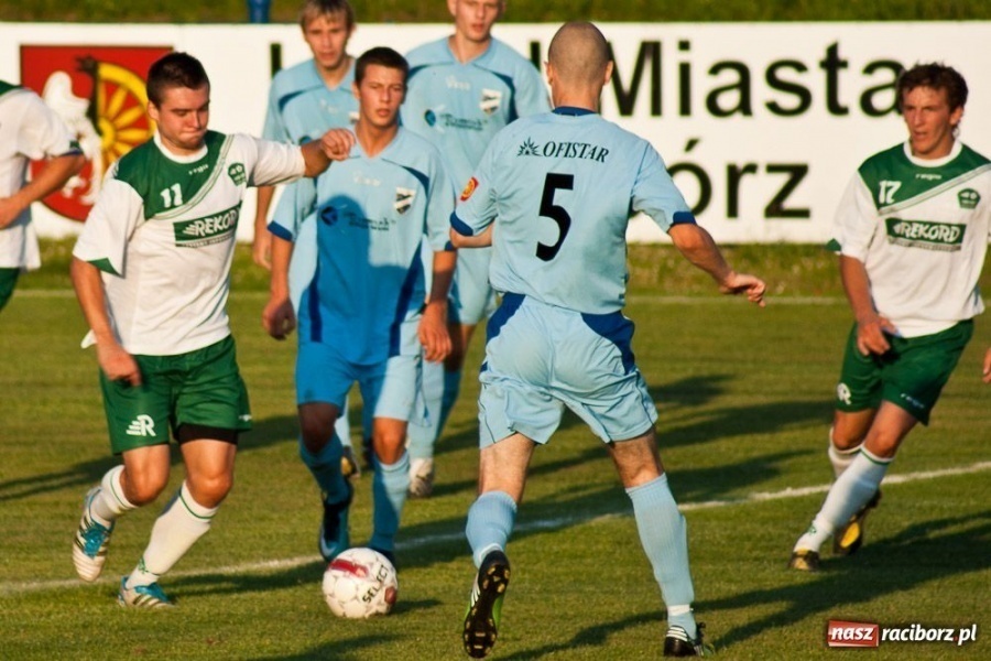 Zdjęcie w galerii na portalu naszraciborz.pl: Unia za słaba na Rekord wiadomości z regionu