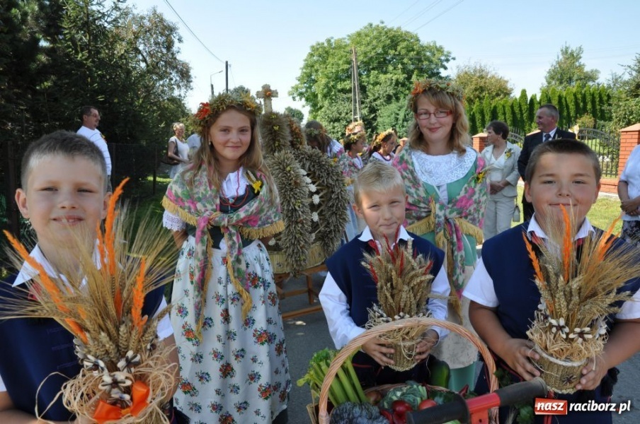 Zdjęcie w galerii na portalu naszraciborz.pl: TURZE - dziękowali za plony i pomoc wiadomości z regionu